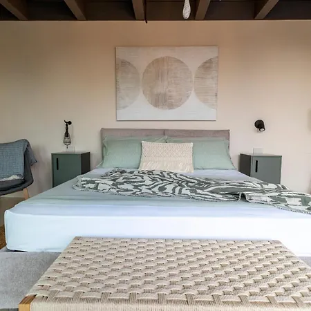 Olive Champagne Con Piscina Privata *