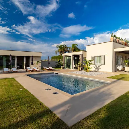 Olive Champagne Con Piscina Privata * Santa Maria Del Focallo