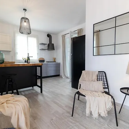 Olive Champagne Con Piscina Privata